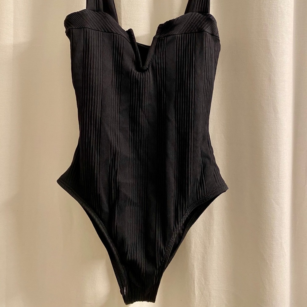 L*Space brand new bathing suit